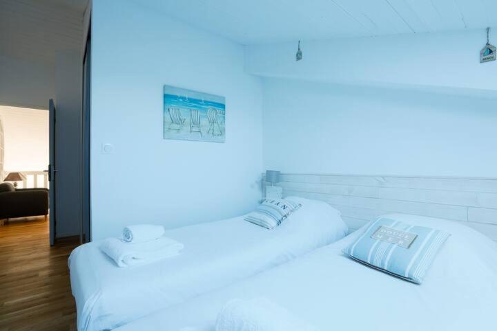 Sur L'Ilot De St Martin Au Centre Du Port Vue Exceptionnelle ! Apartment Saint-Martin-de-Ré Exterior foto