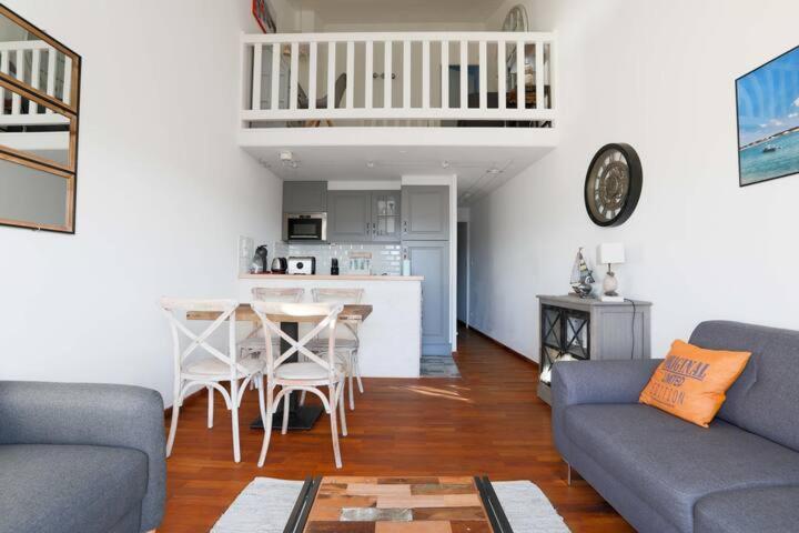 Sur L'Ilot De St Martin Au Centre Du Port Vue Exceptionnelle ! Apartment Saint-Martin-de-Ré Exterior foto